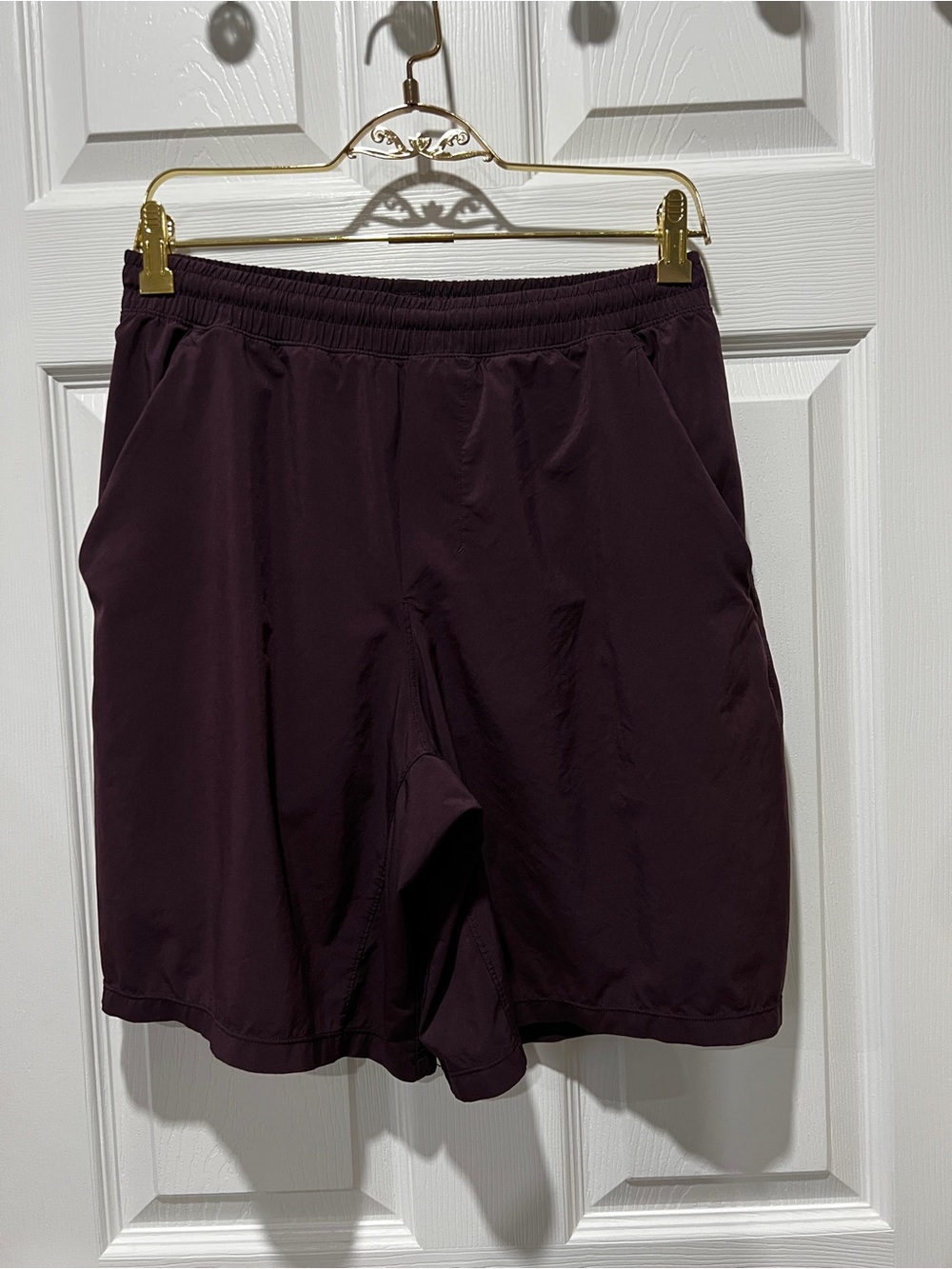 Lululemon Pace Breaker Short *9" Inseam Updated Black Cherry Size Medium Lined